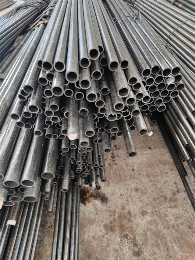 黄石16mn精密无缝钢管