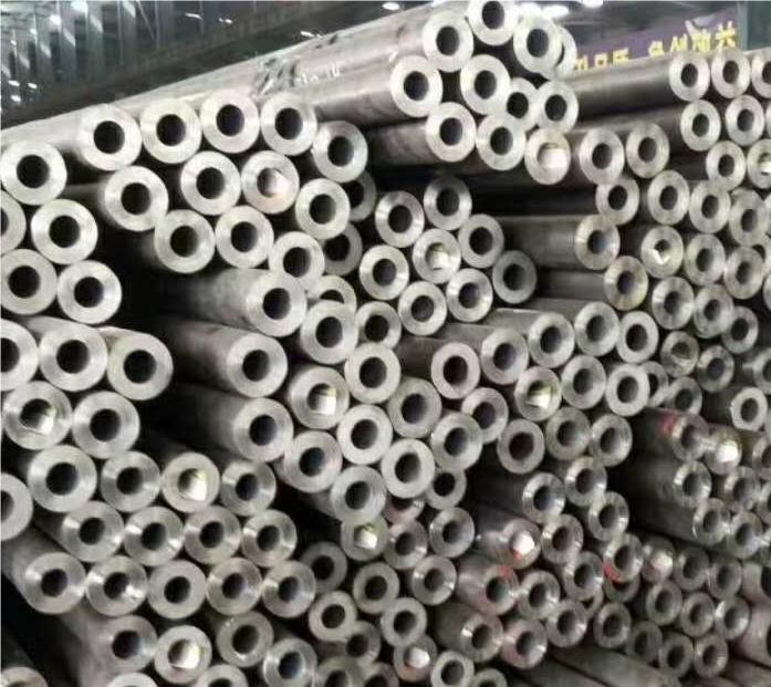 黄石GB8162结构用无缝钢管